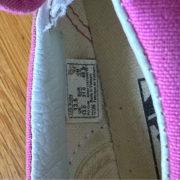 Vans Pink Checkered Sneakers - Slip On - Picture 5 of 5